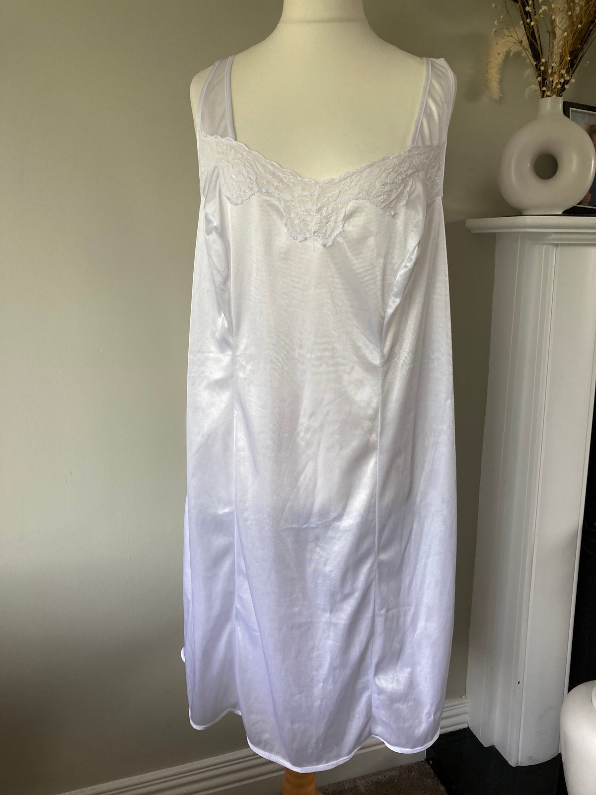 White slip by WASCHEPUR- Size 26