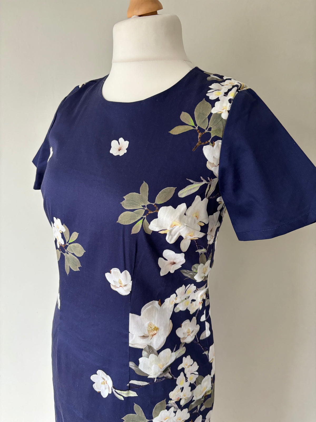 Floral print short sleeve dress Size 10 Witt freemans