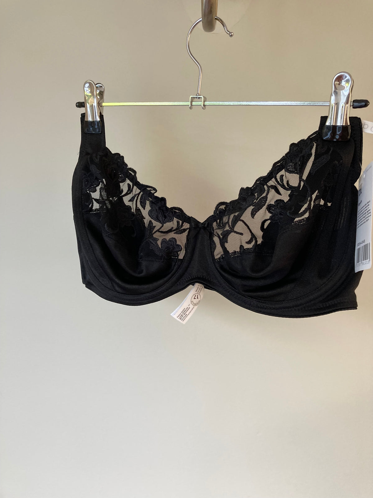 Black Underwired Bra by FELINA - Size 38C