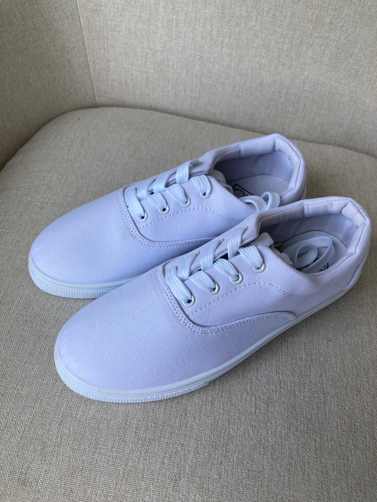 White Plimsolls By BPC - Size 5