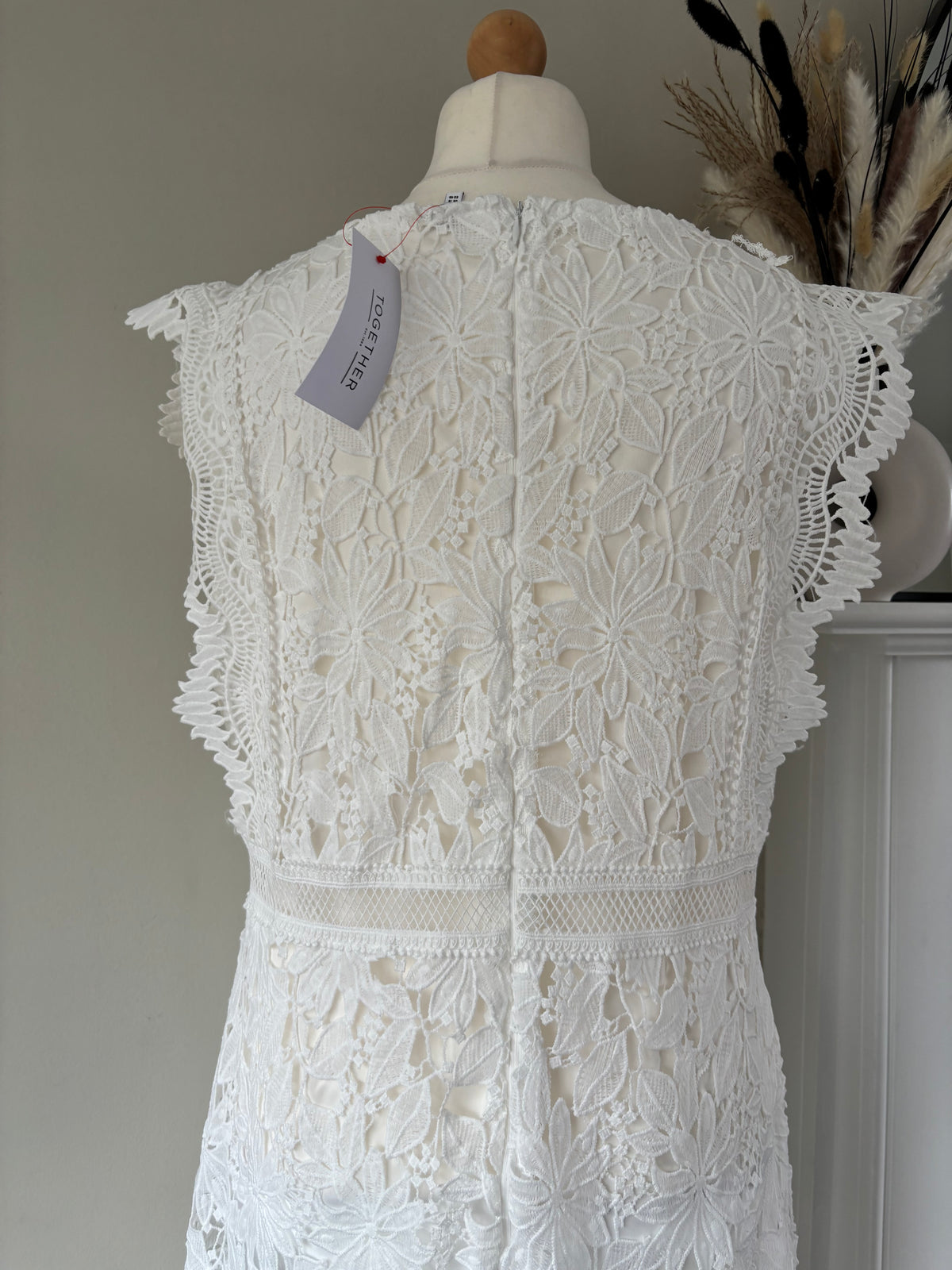 White lace dress by Kaleidoscope Size 18