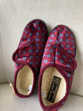 Virgin wool lined Ladies Slippers. Size 6.5 uk