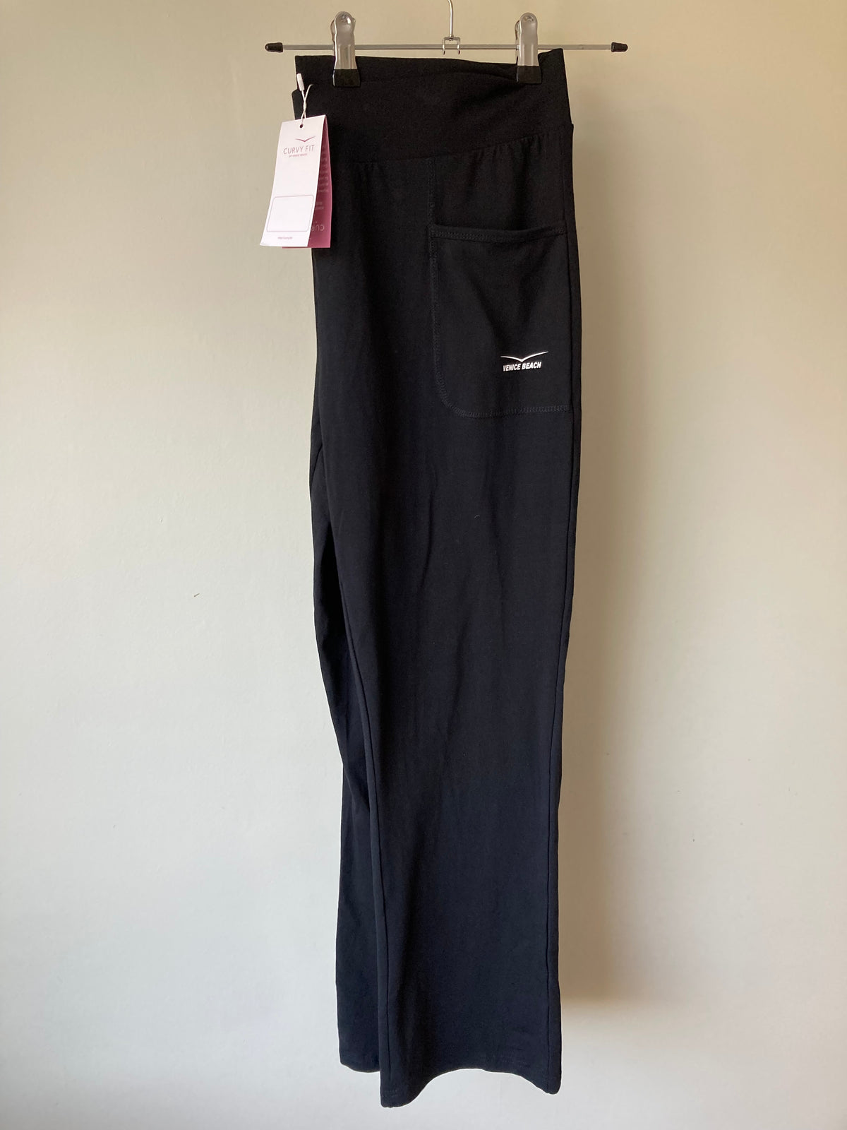 Black curve trousers by VENICE BEACH - Size 20