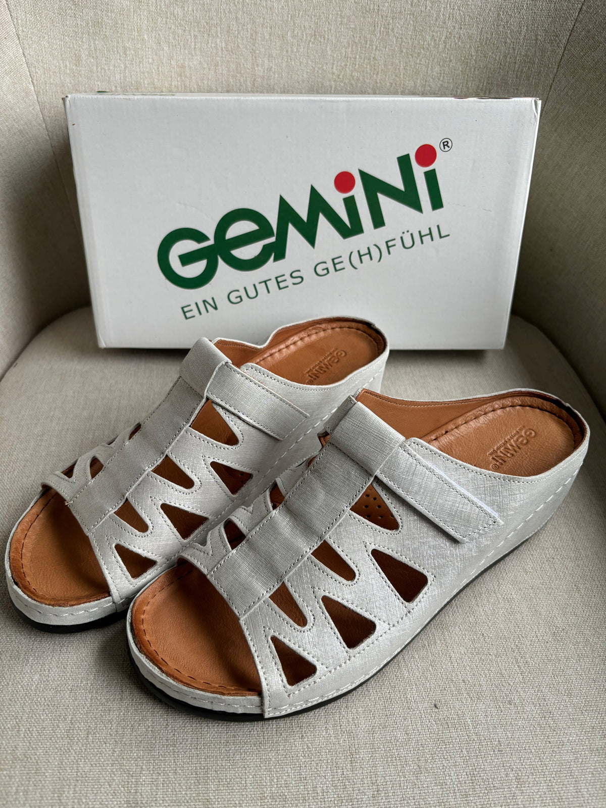 Silver comfort wedge sandals by Gemini