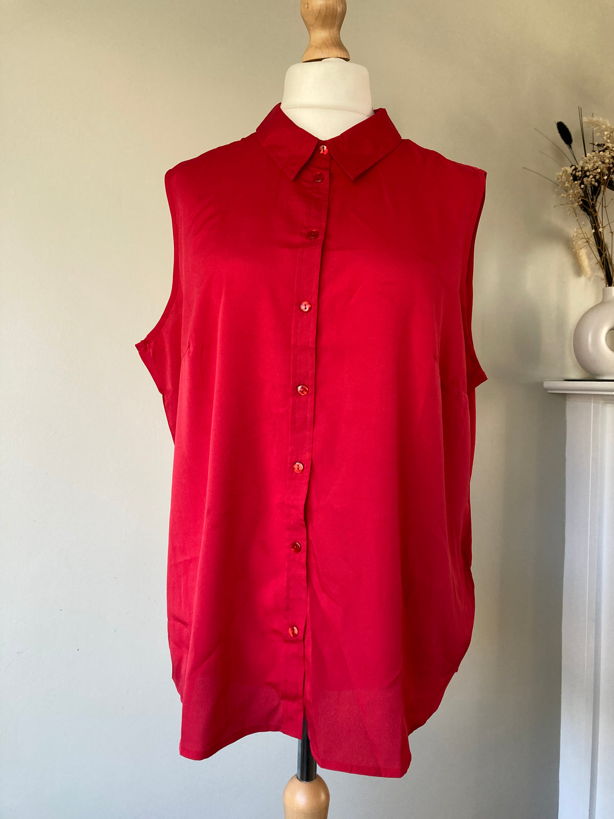 Red cold shoulder blouse - by BPC - Size 22
