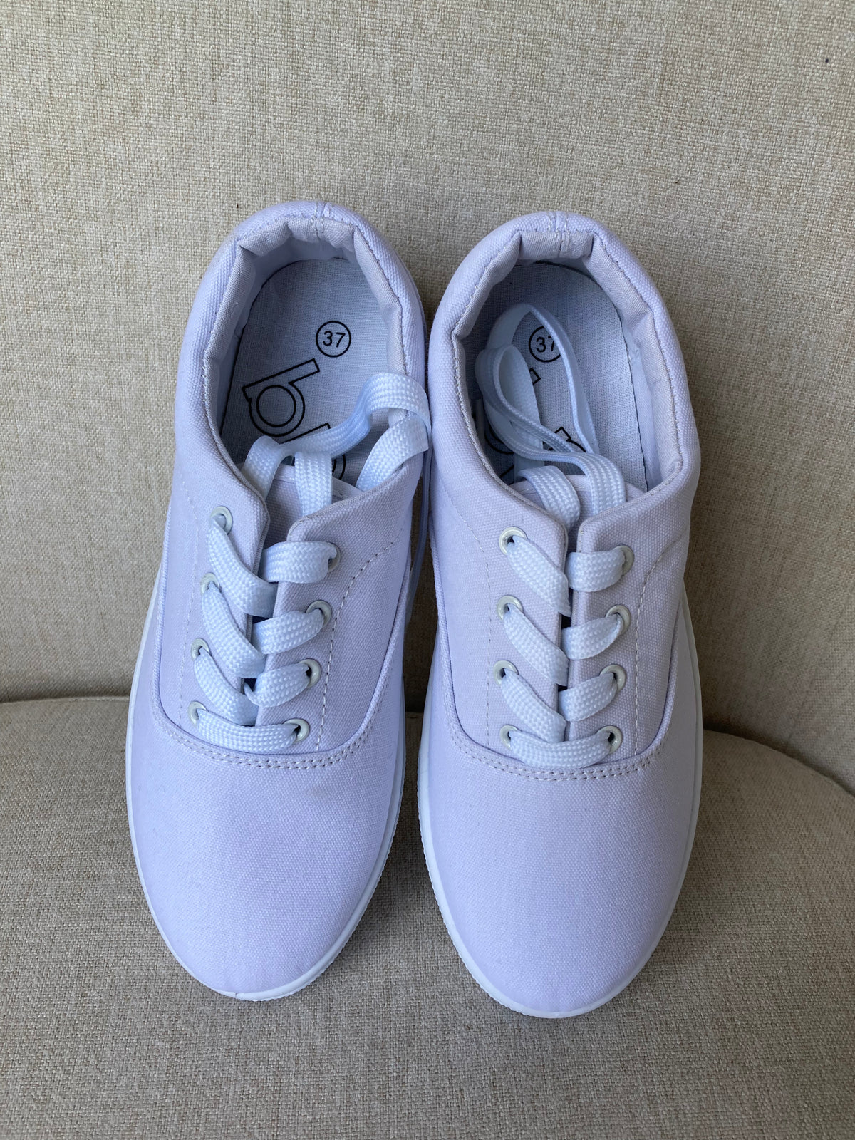 White Plimsolls By BPC - Size 5