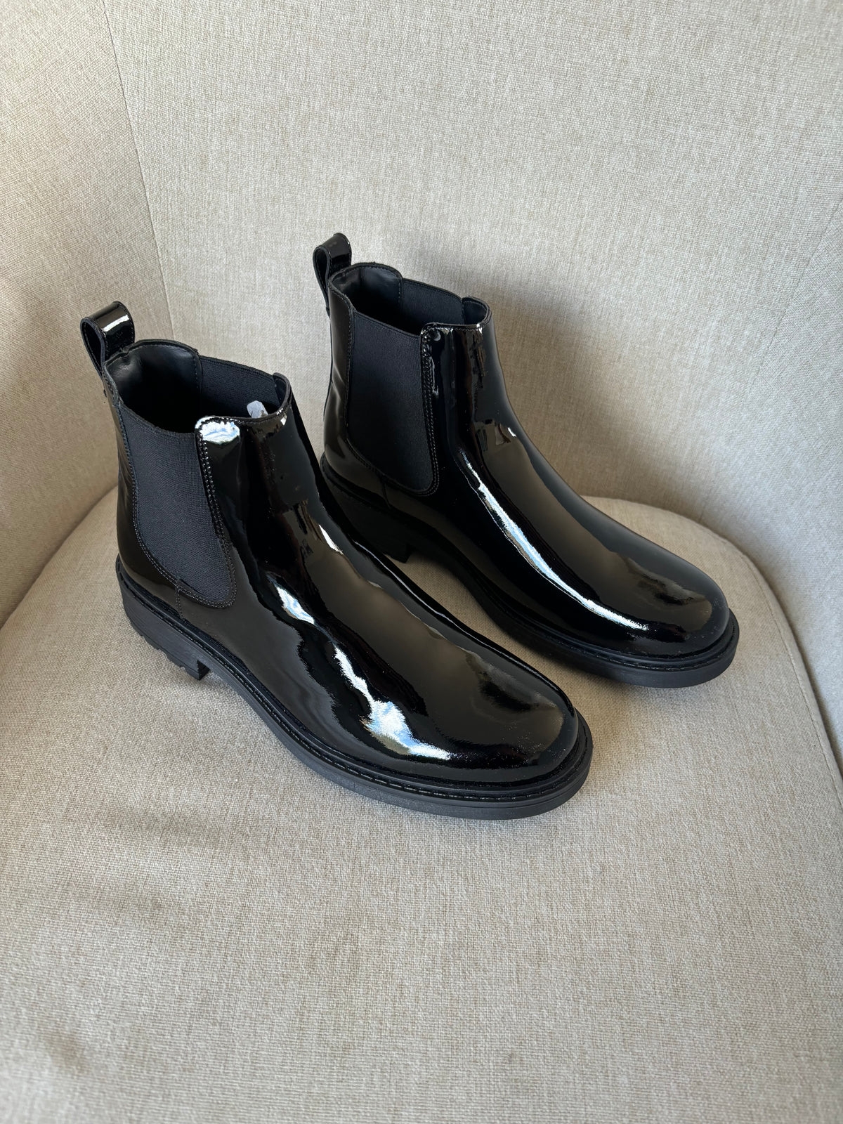 Black Patent Orinoco2 Lane Boots by Clarks Size 6D