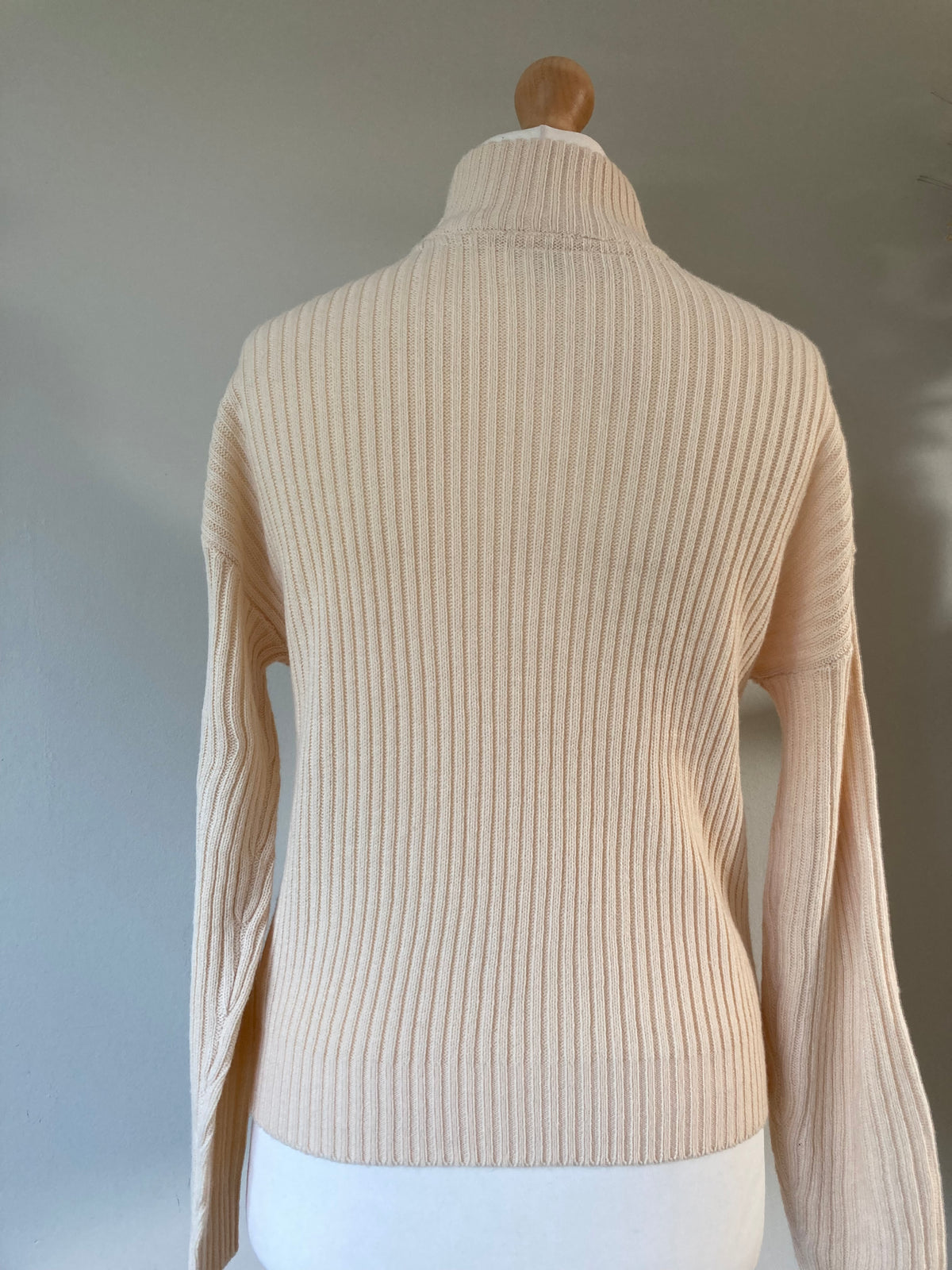 Cream zip front jumper - Size 8