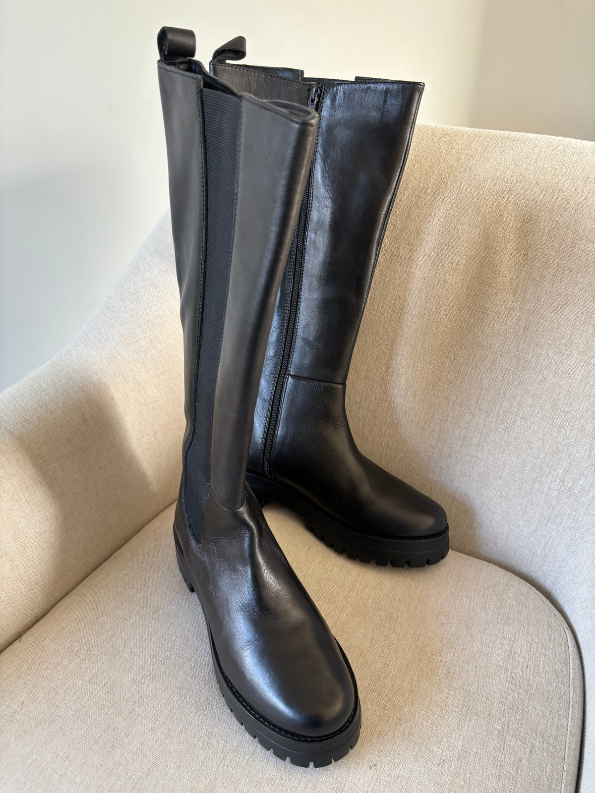 Black Leather Chunky Long Boots by Freemans Size 7