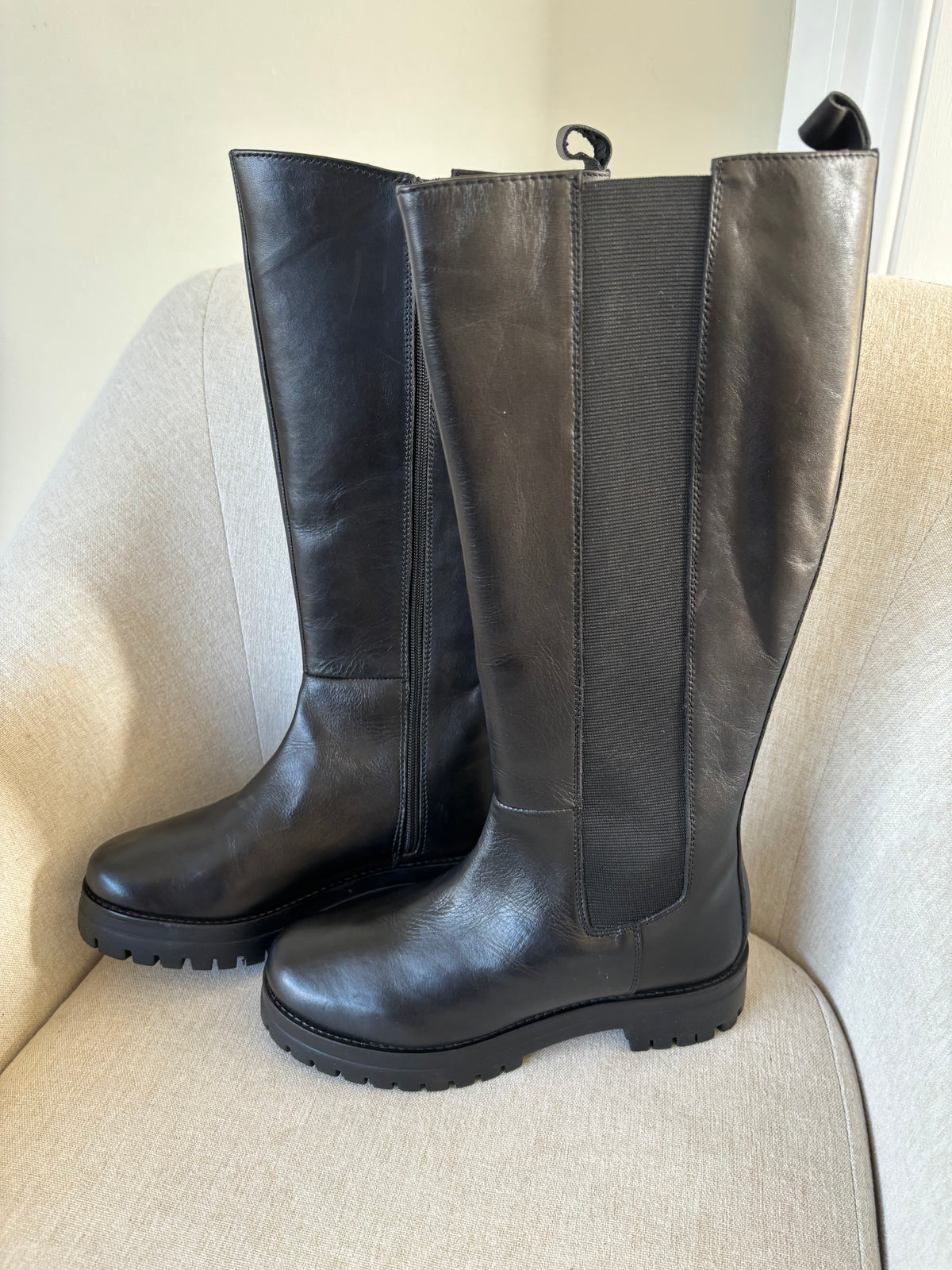 Black Leather Chunky Long Boots by Freemans Size 7