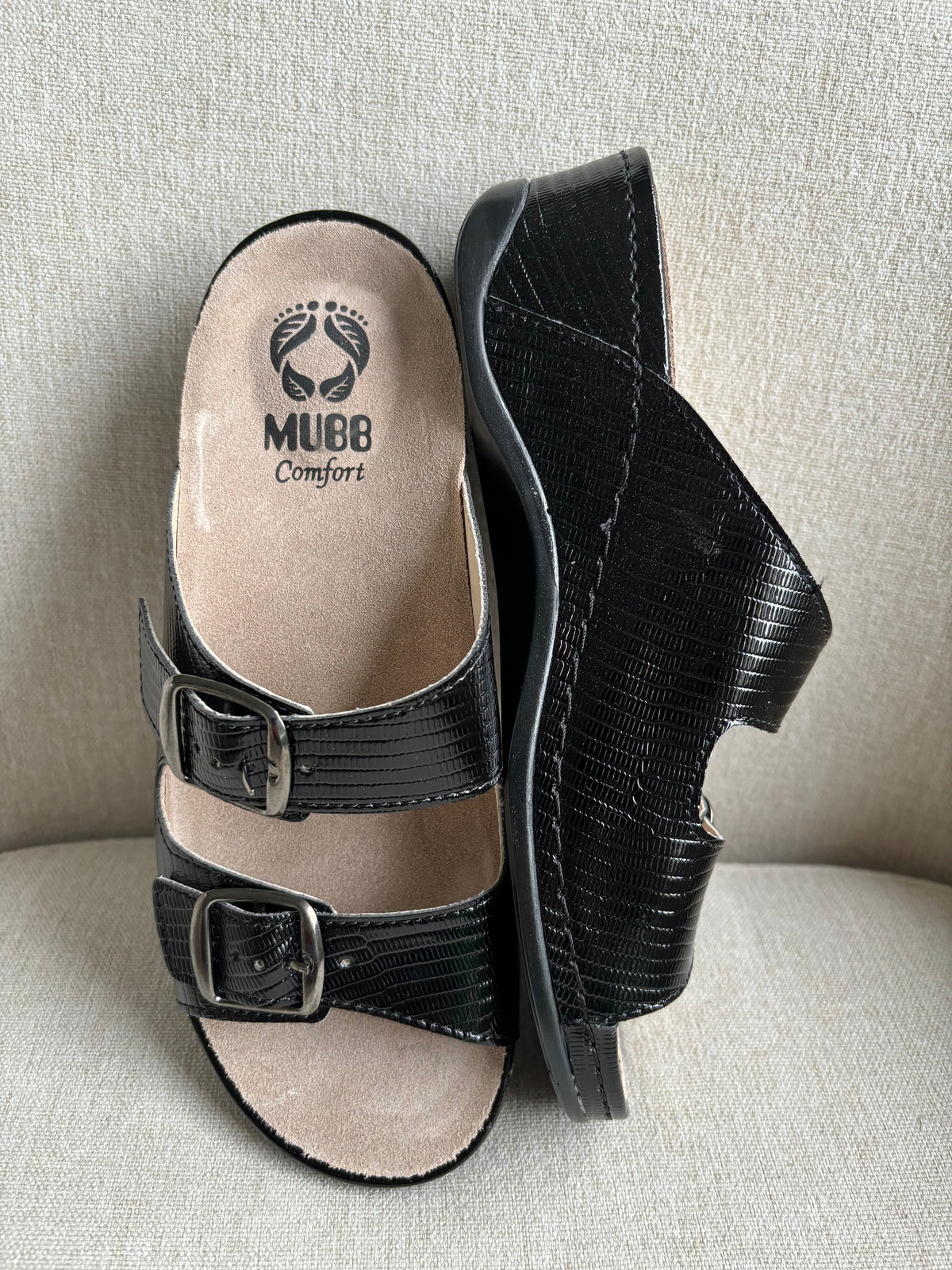 Comfort memory foam sandals by MUBB comfort - black