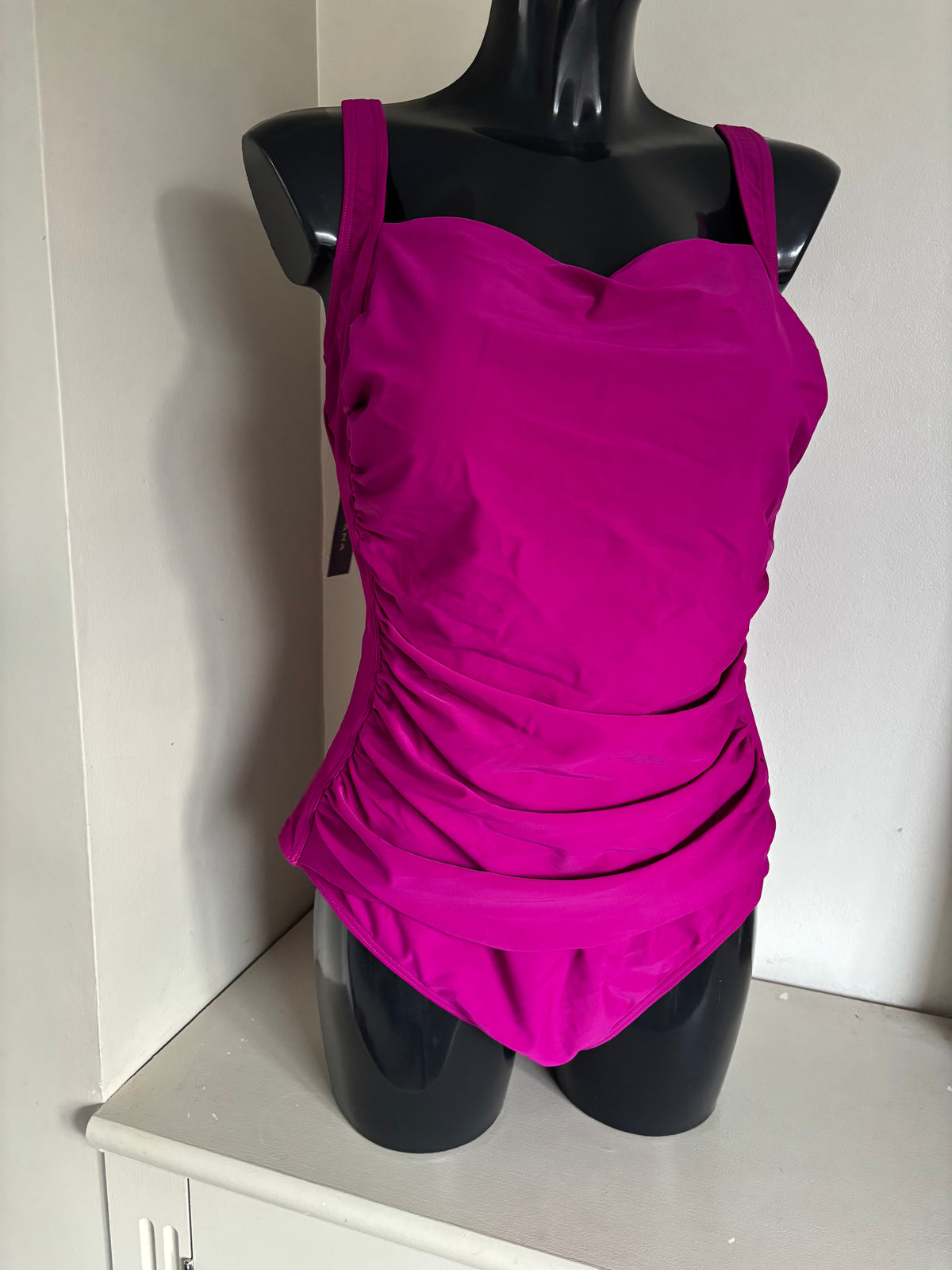 LASCANA Fuchsia Slim Effect Swimsuit size 22D