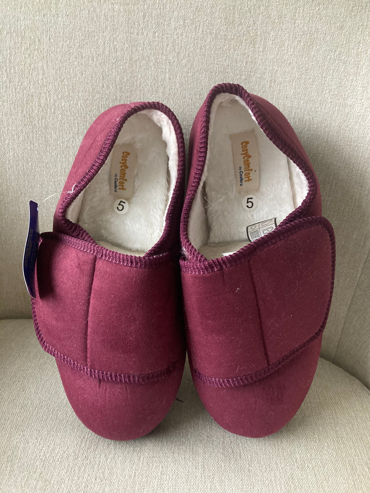 Burgundy coolers orthopaedic slippers