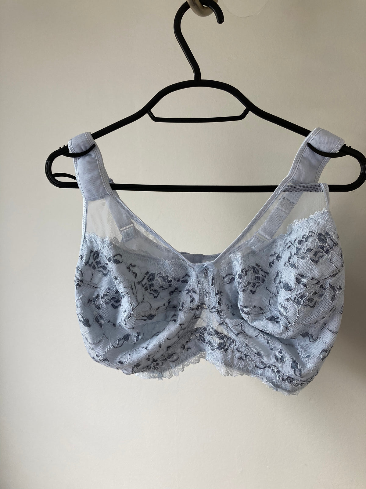 Lace non wired bra by BONPRIX- Size 38E