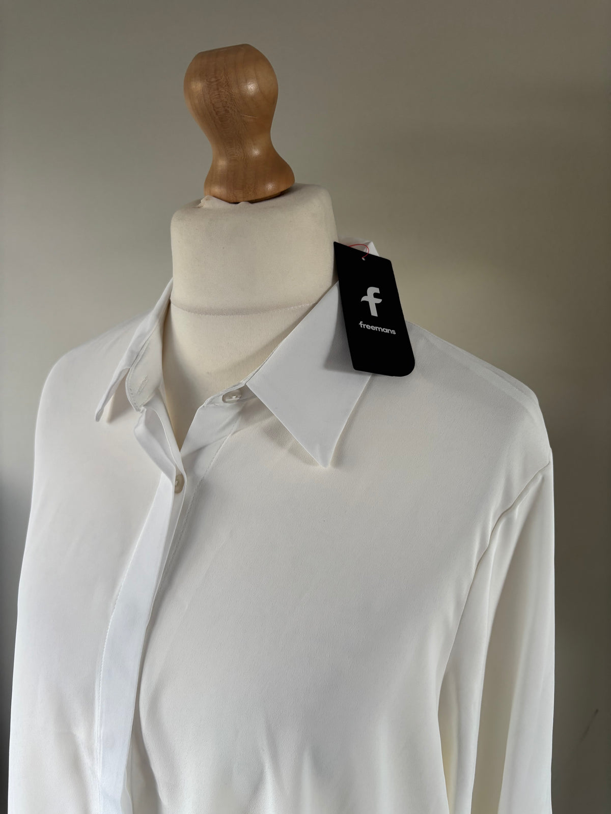 White longline blouse by Freemans size 22