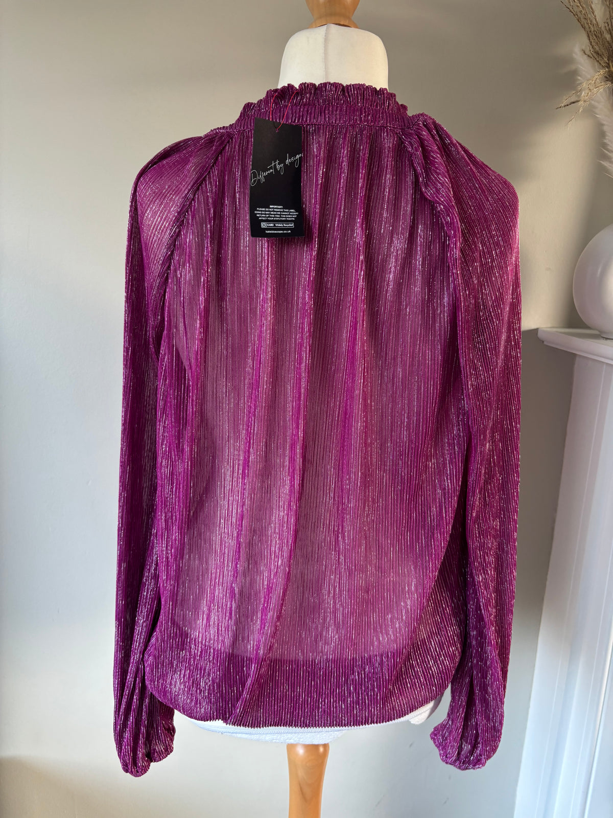 Pink Plisse Tie Neck Blouse by Freemans size 16