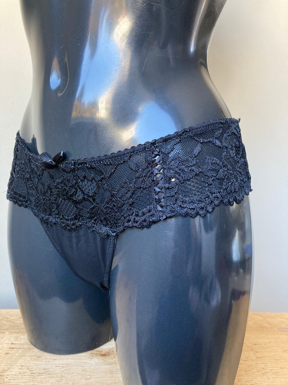 Black Thong by VIVANCE - Size 10