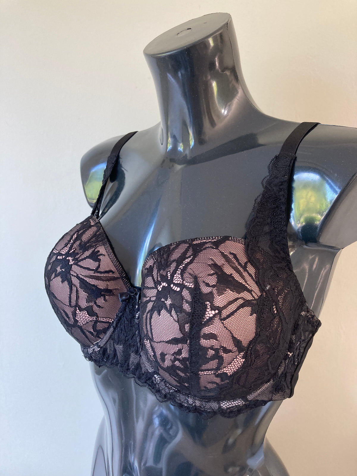 Black Balcony Bra by BODY FLIRT - Cup 36D