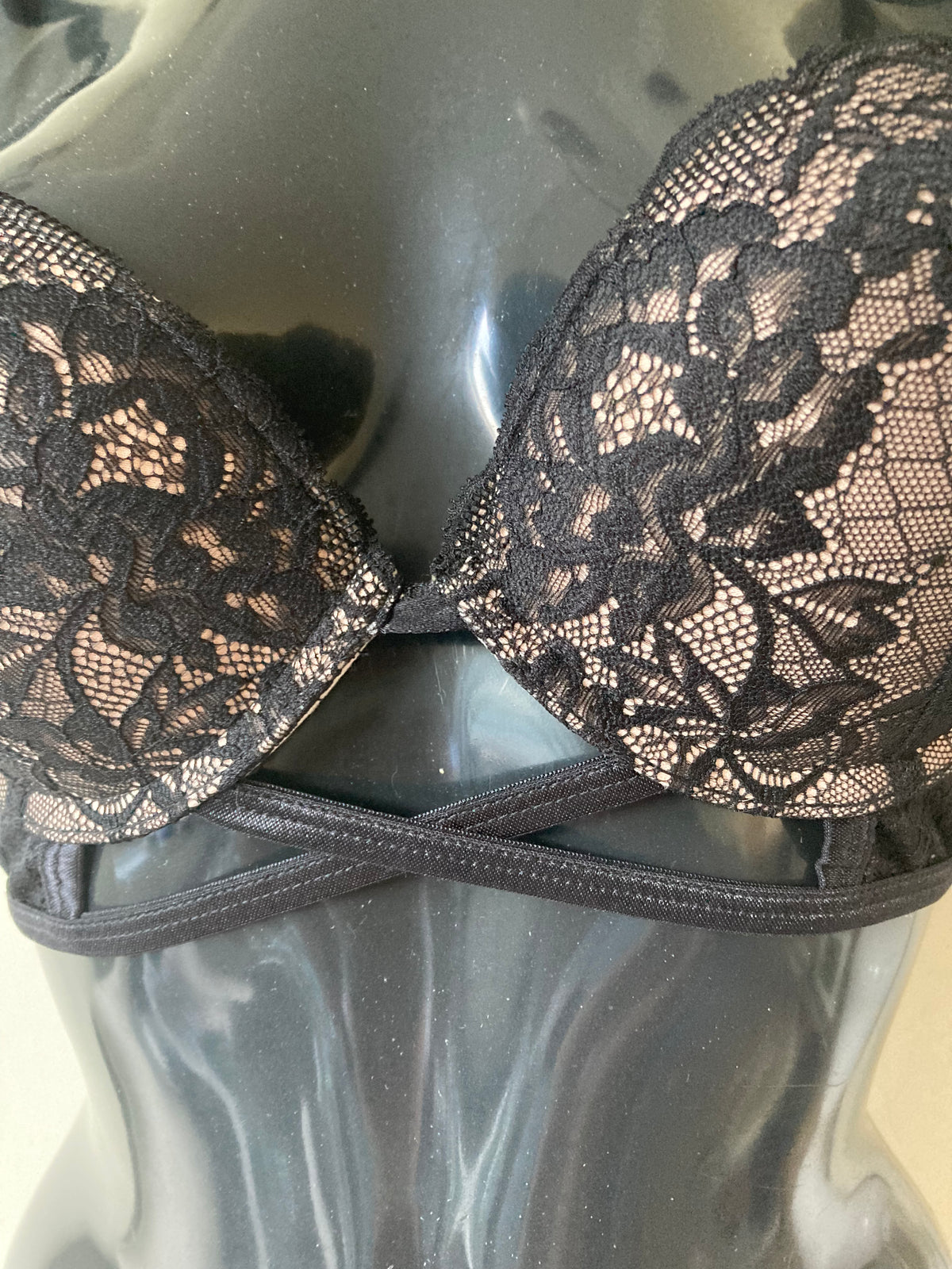 Black Push Up Padded/ Lace Bra bby JETTE - Cup 36A