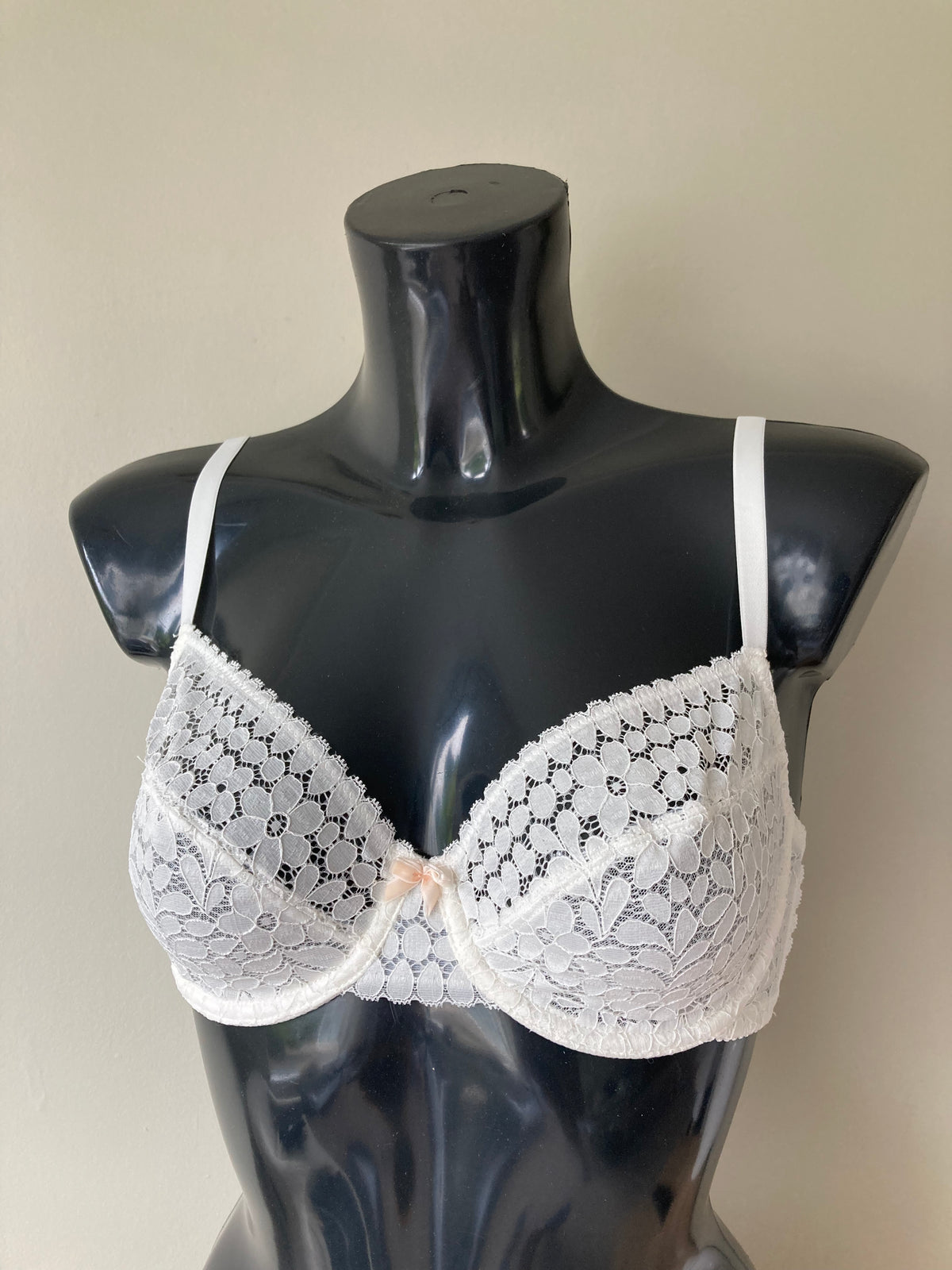 Cream Lace Bra by S.OLIVER - Cup 32D