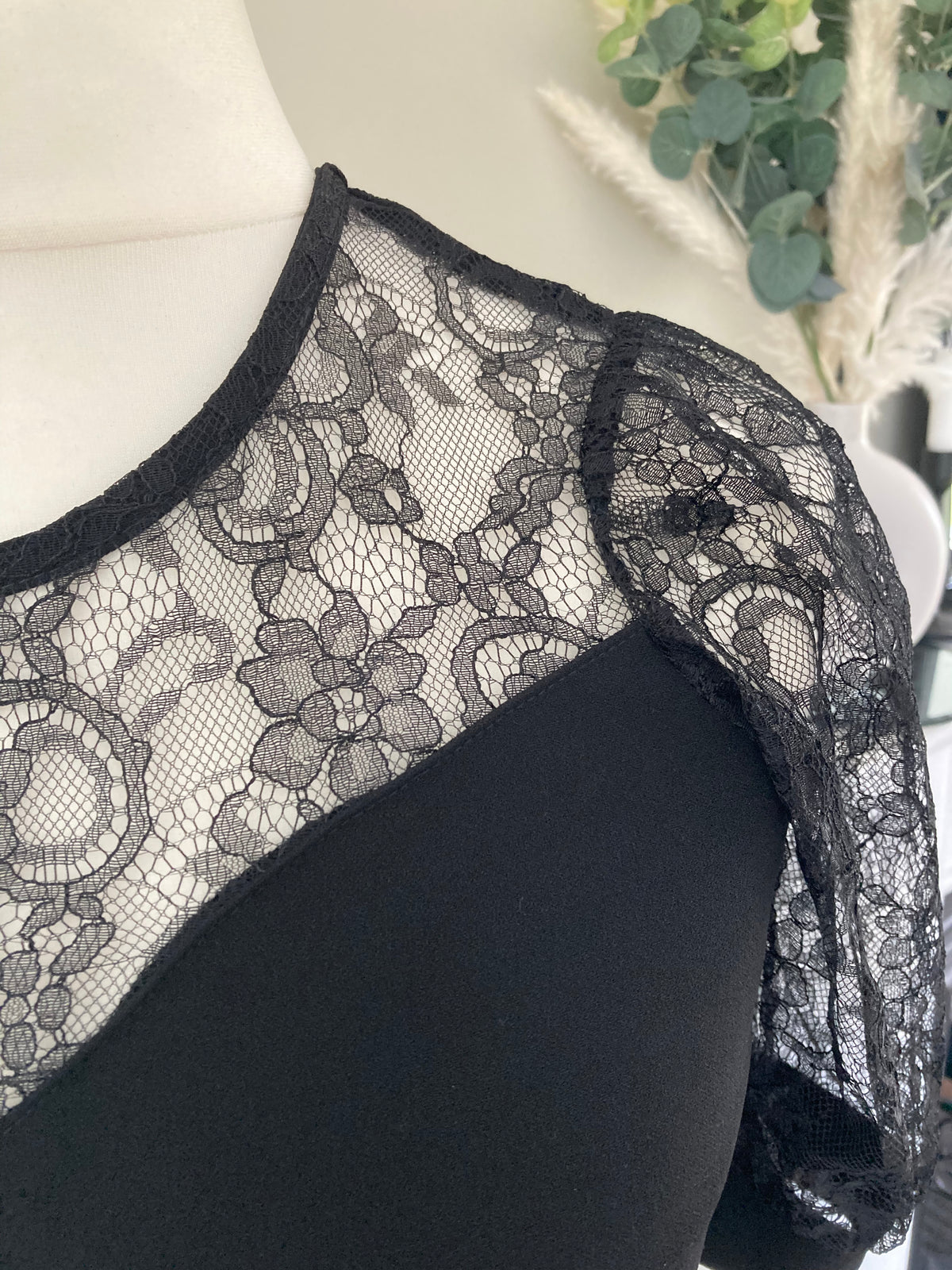 Black lace detail dress by BODYFLIRT