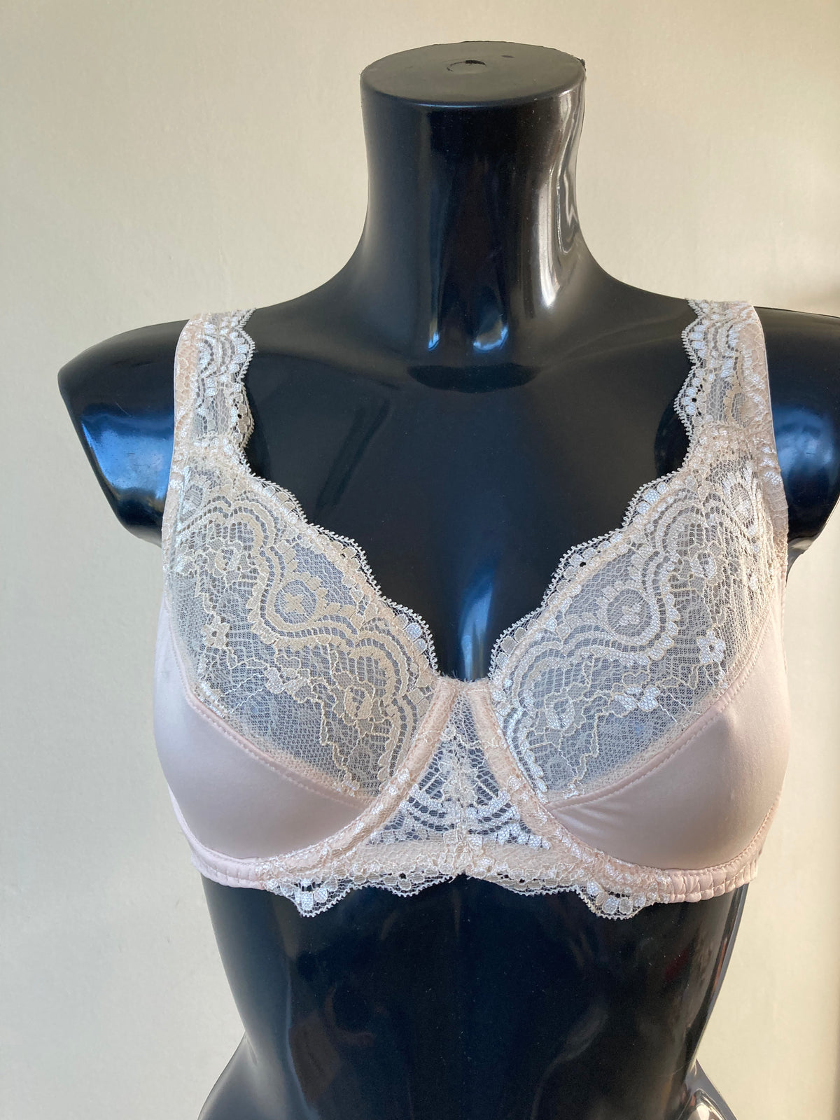 Nude Lace Front Bra by BPC - Size 34D (2pk)