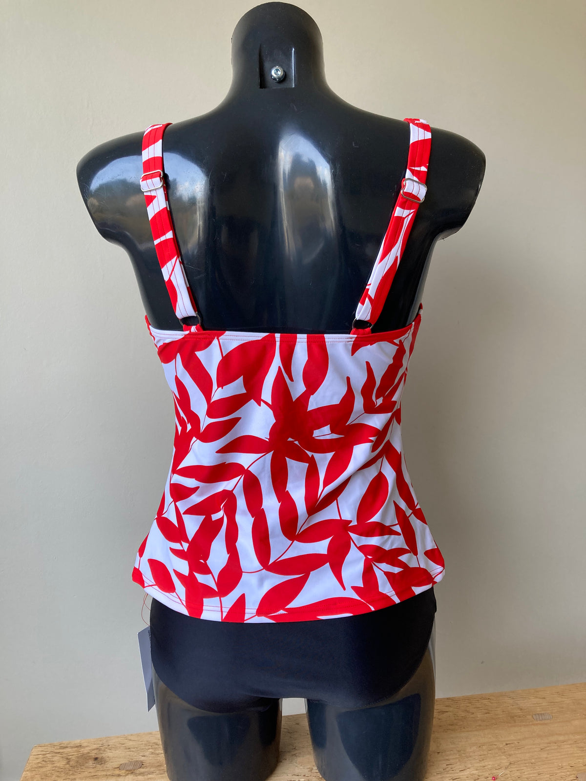 Red tankini by KALEIDOSCOPE - Size 12