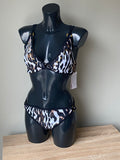 STAR Leopard Bikini Bottom by JULIEN MACDONLALD - Size 10